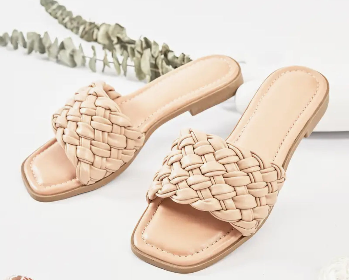 Your Go To Braided Flat Sandals