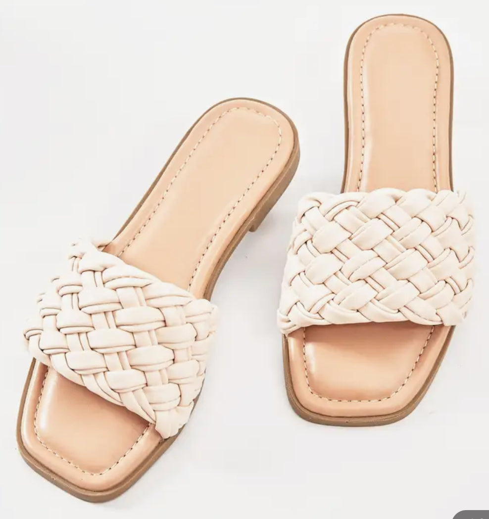 Your Go To Braided Flat Sandals