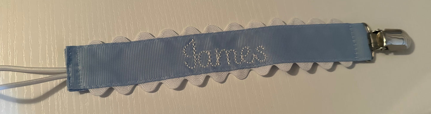 Custom Embroidered Name Paci Clips with Scallop Trim