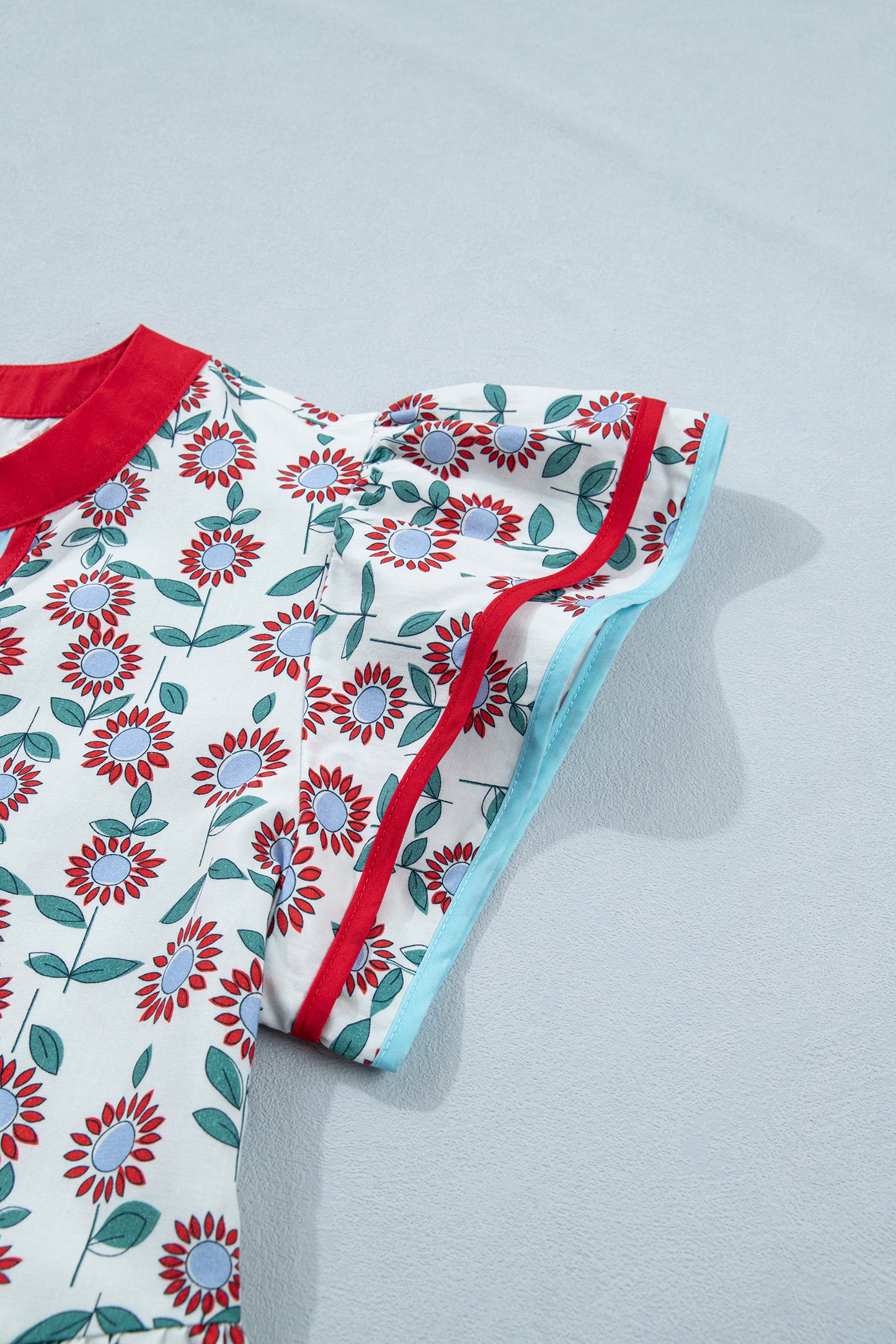 Green Sunflower Printed Contrast Trim V Neck Flutter Sleeve Blouse