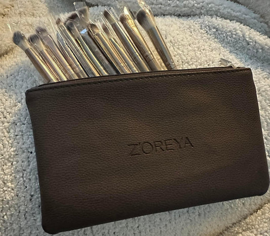 12 Piece Make Up Brush Set w/ Leather Carrying Bag