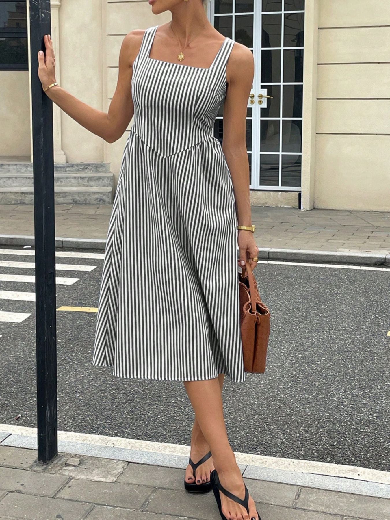 ae25b901-f663-400a-aa7a-c3f4fed35119-Max